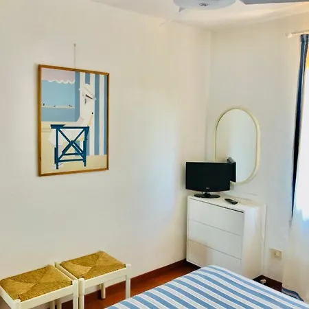 Sky View Ferienhaus Marinella (Sardinia)